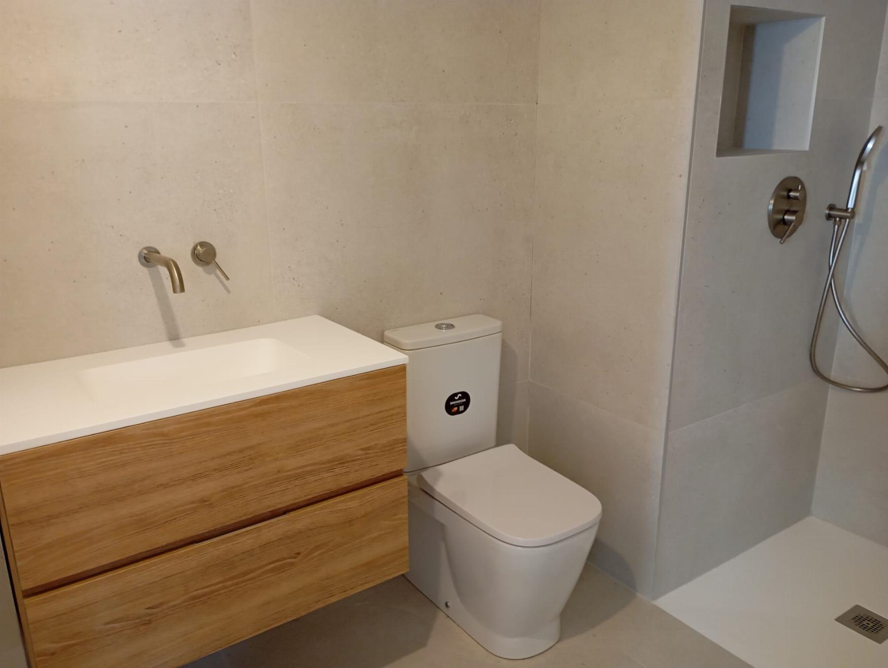 For sale of flat in Valencia