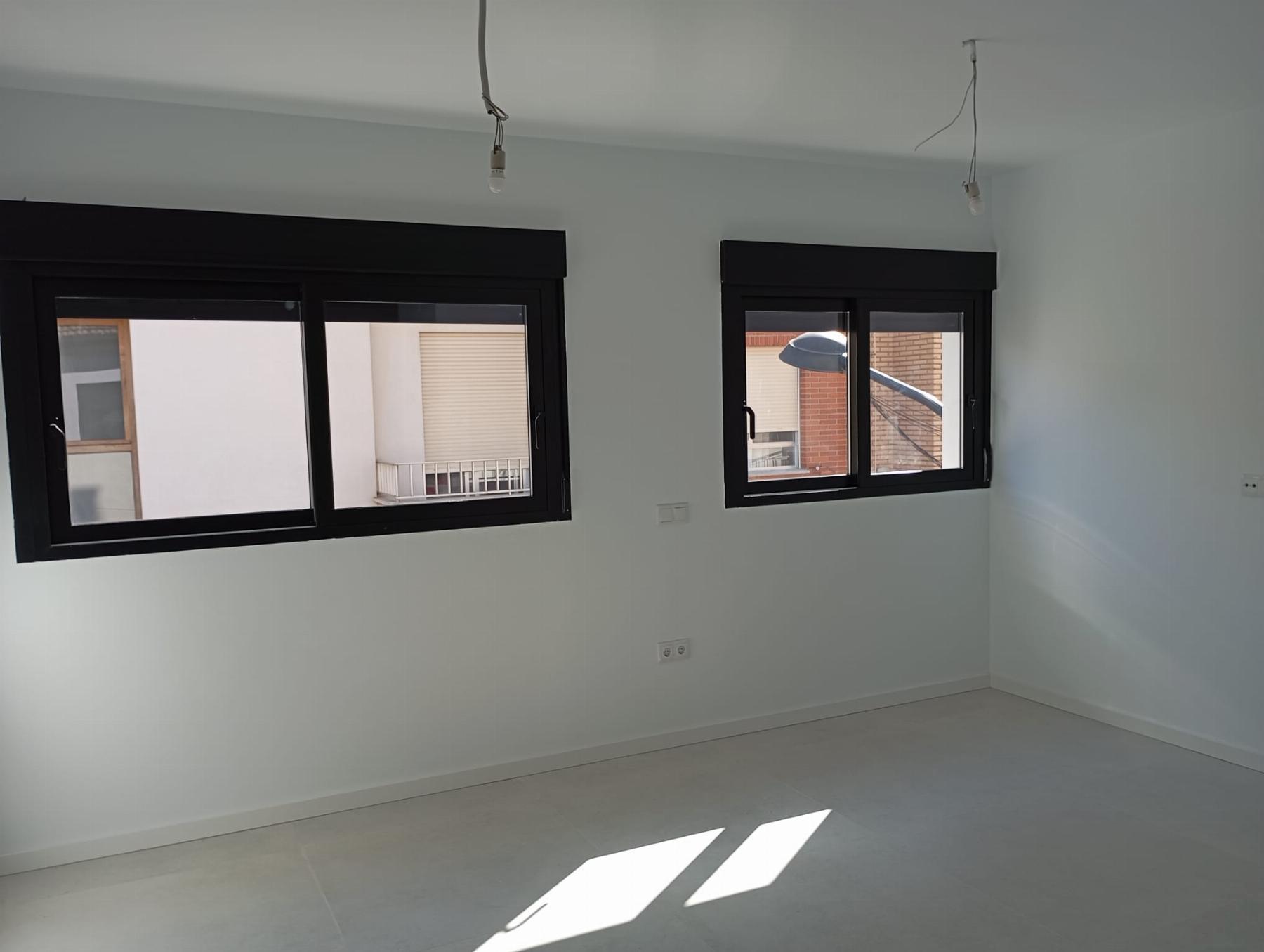 For sale of flat in Valencia