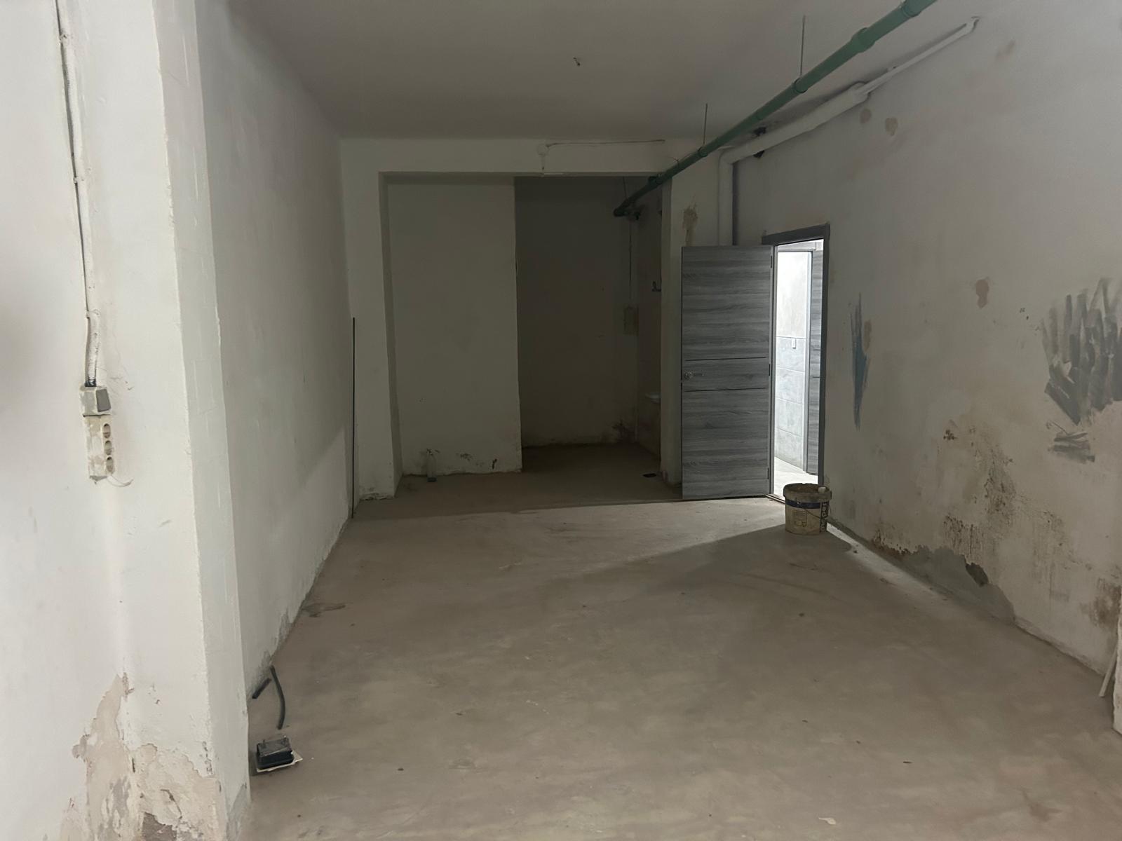 For rent of commercial in Valencia