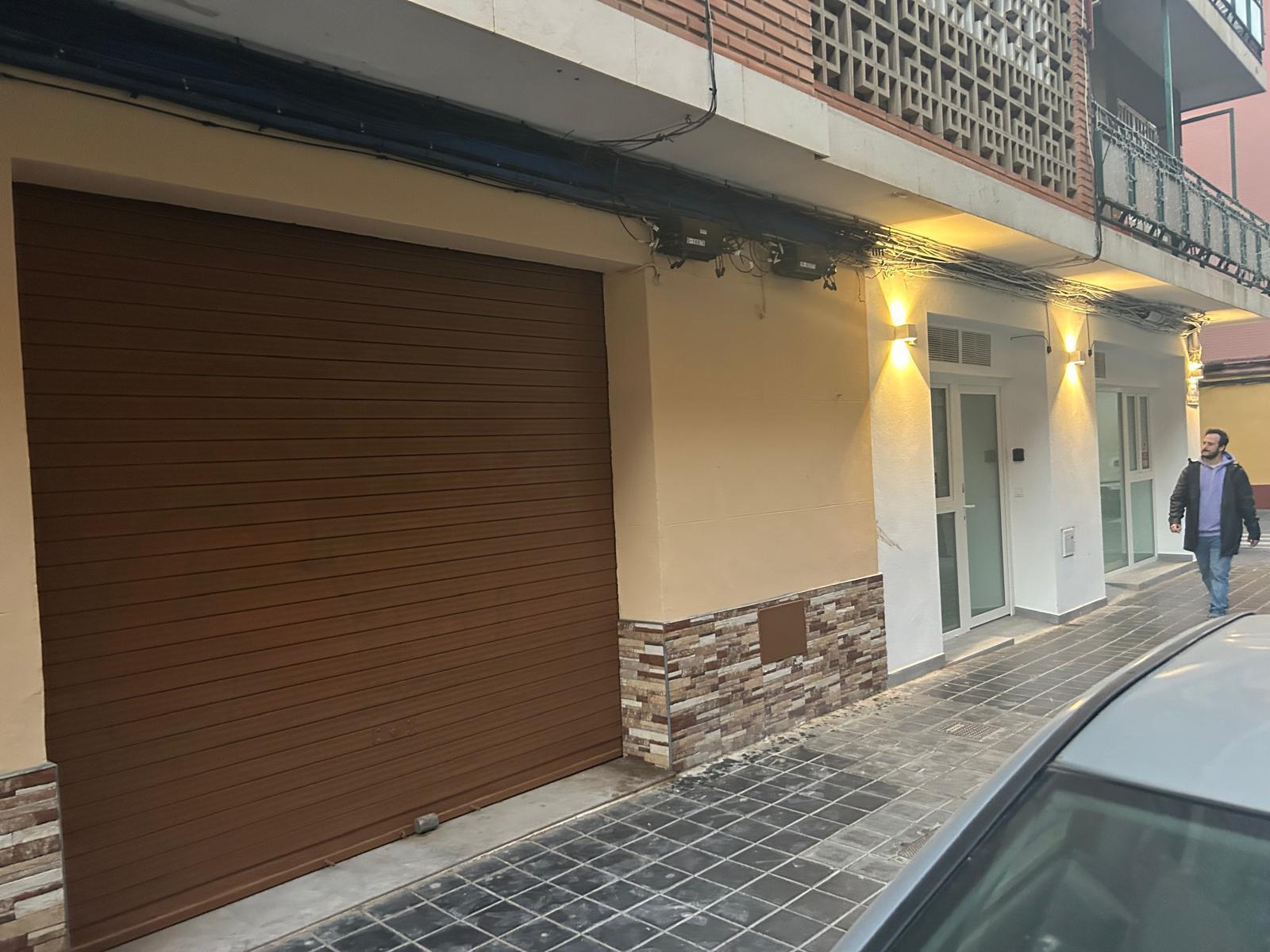 For rent of commercial in Valencia