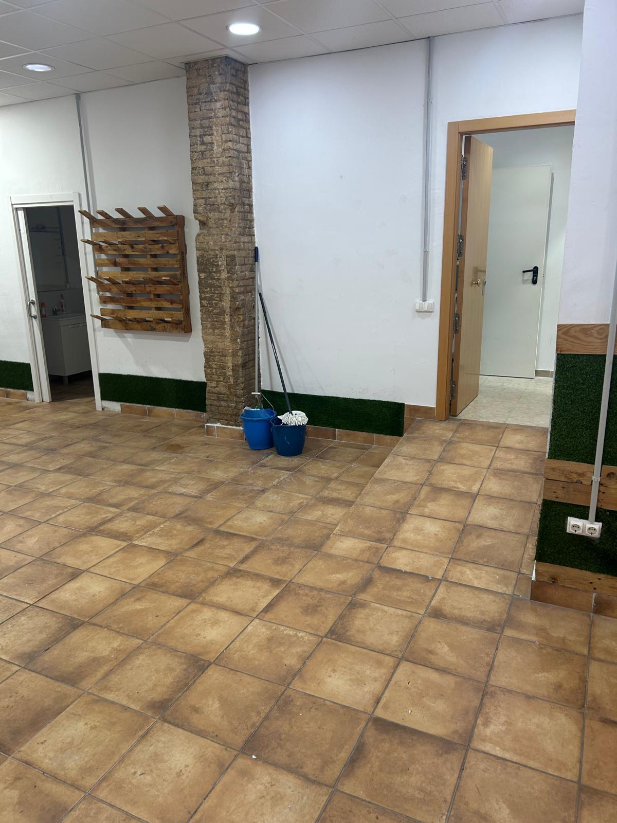 Alquiler de local comercial en Valencia