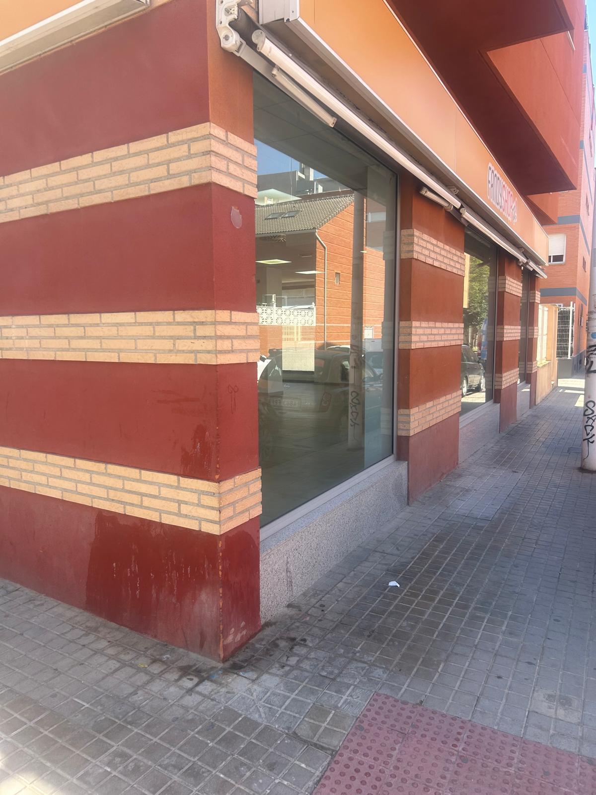 Alquiler de local en Manises