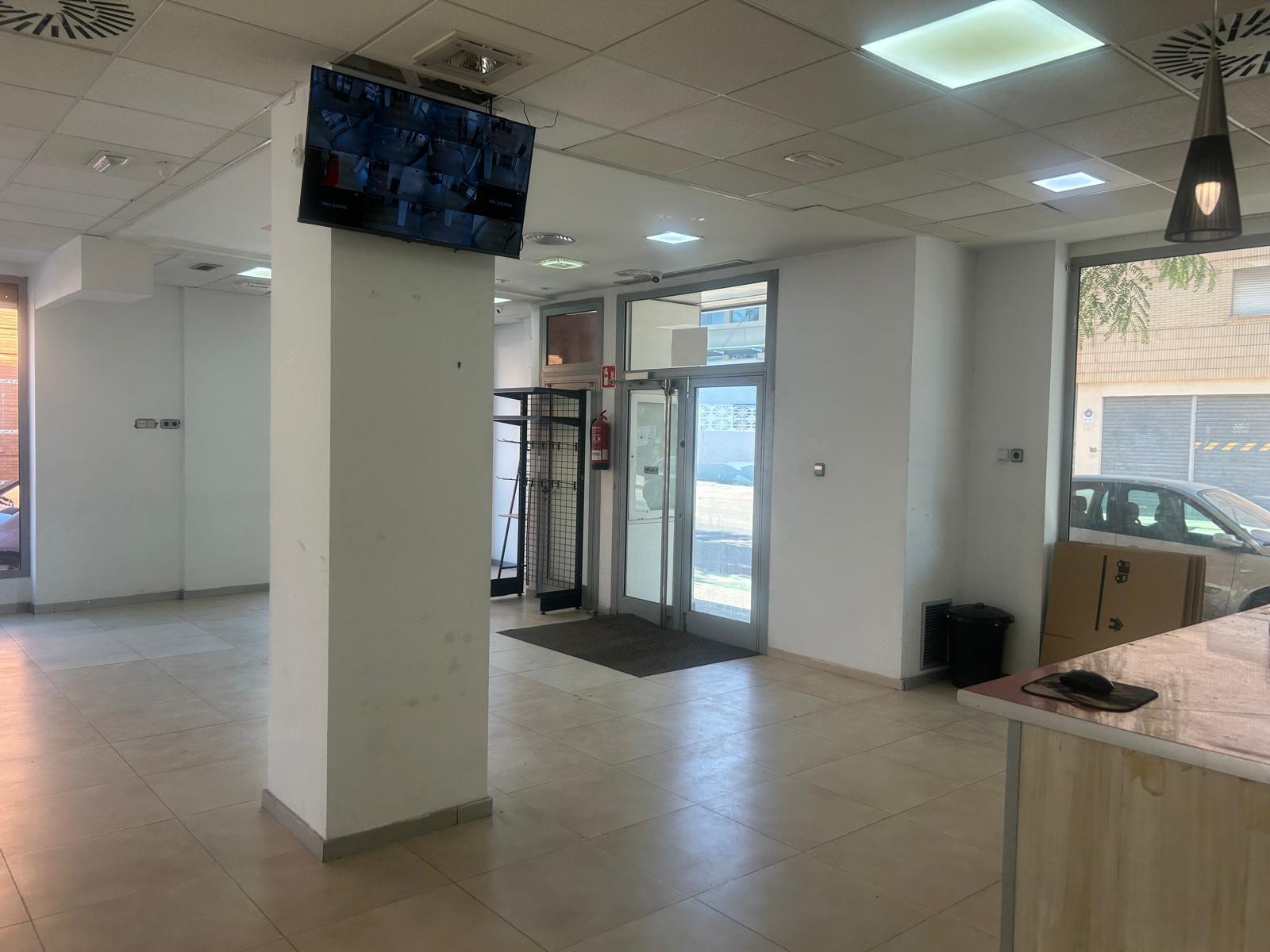 Alquiler de local en Manises