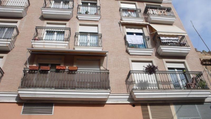 For sale of commercial in Valencia