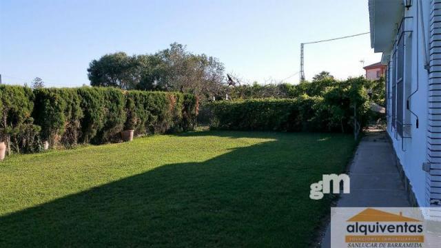 Venta de chalet en Sanlúcar de Barrameda