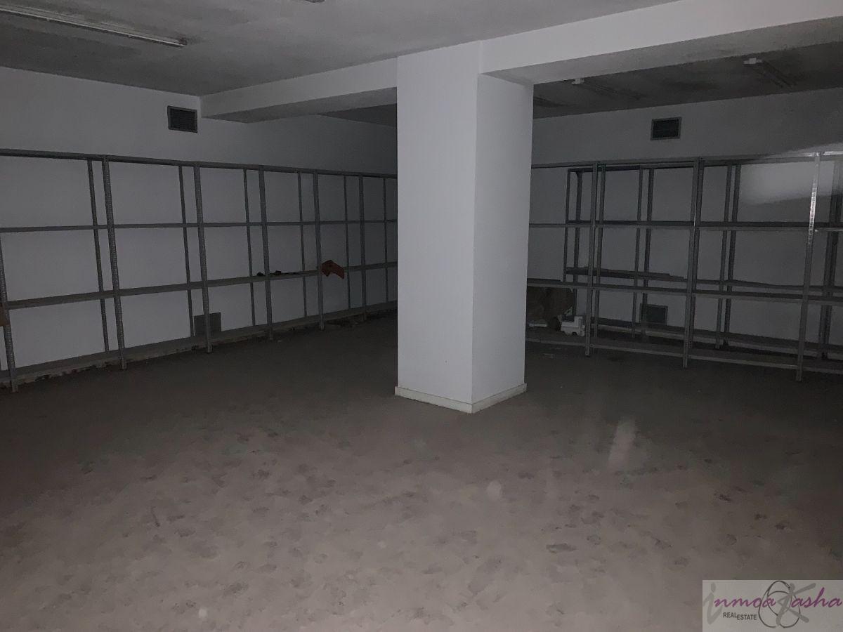 For sale of commercial in Madrid