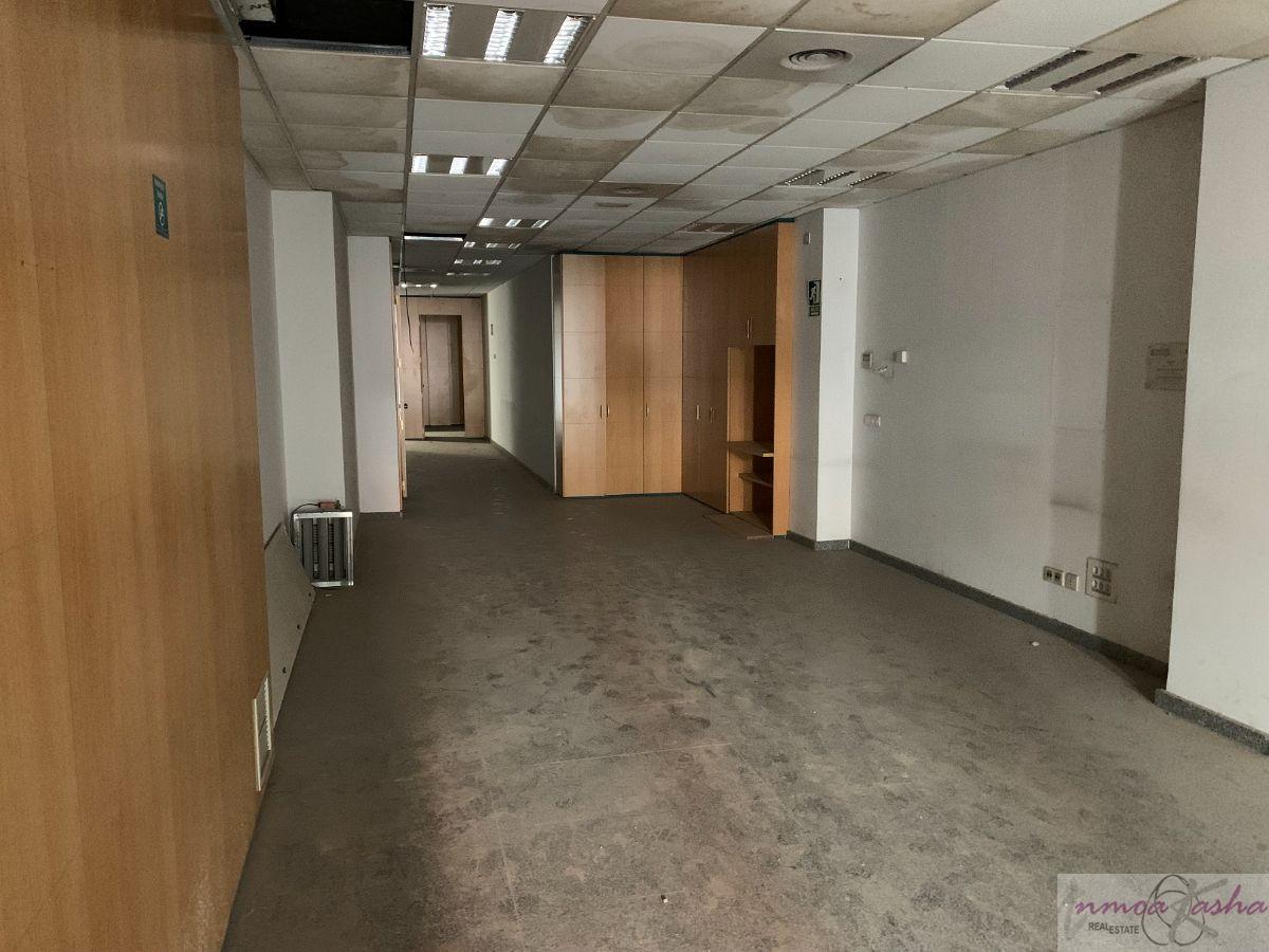 For rent of commercial in Madrid