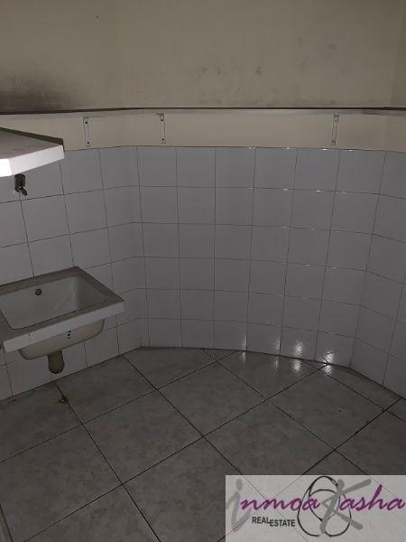 Venta de local comercial en Alcalá de Henares