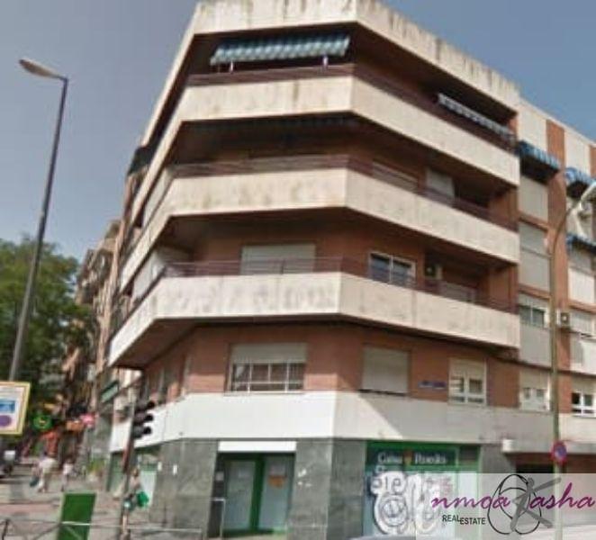 Venta de local comercial en Madrid