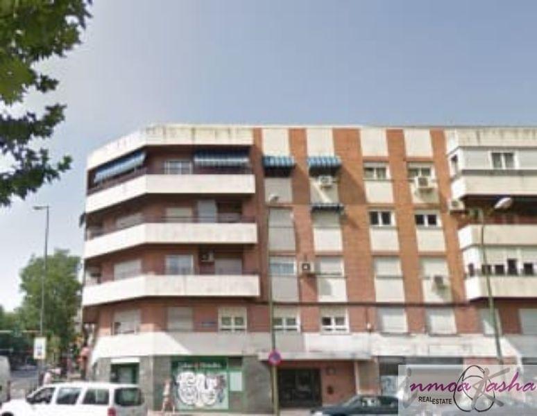 For sale of commercial in Madrid