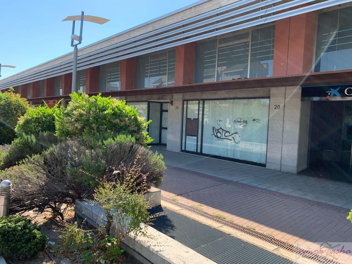 Venta de local comercial en Alcalá de Henares