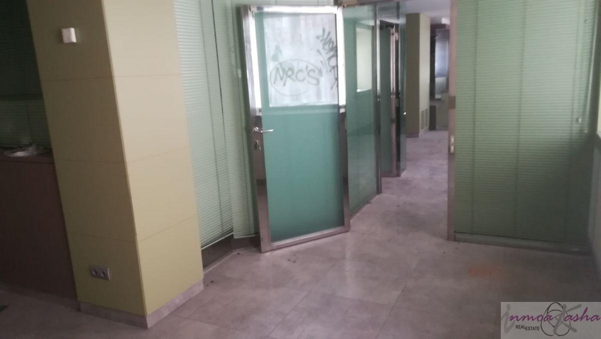 For sale of commercial in Madrid