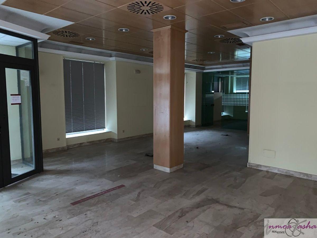 For rent of commercial in Torrejón de Ardoz