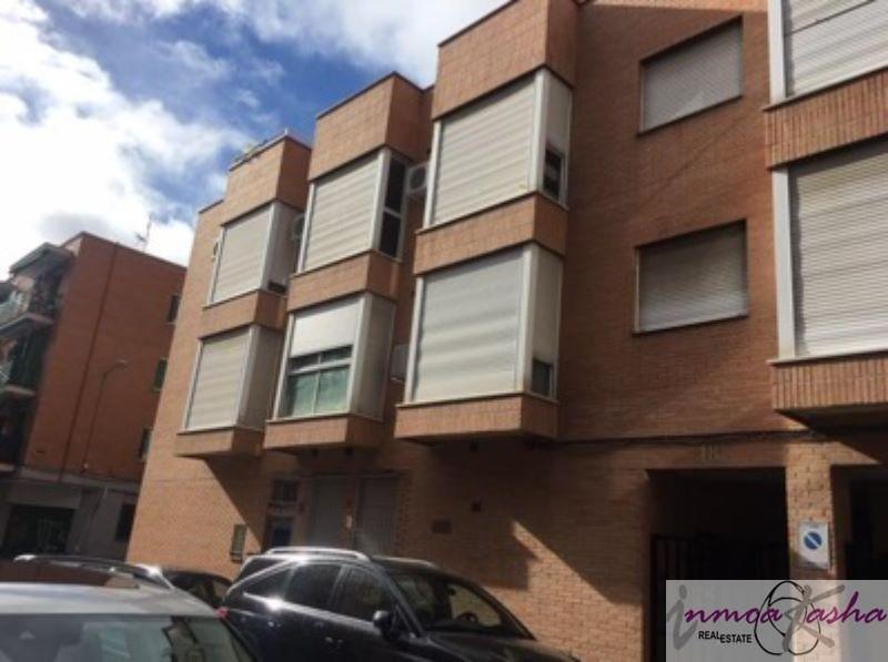 For sale of flat in Madrid