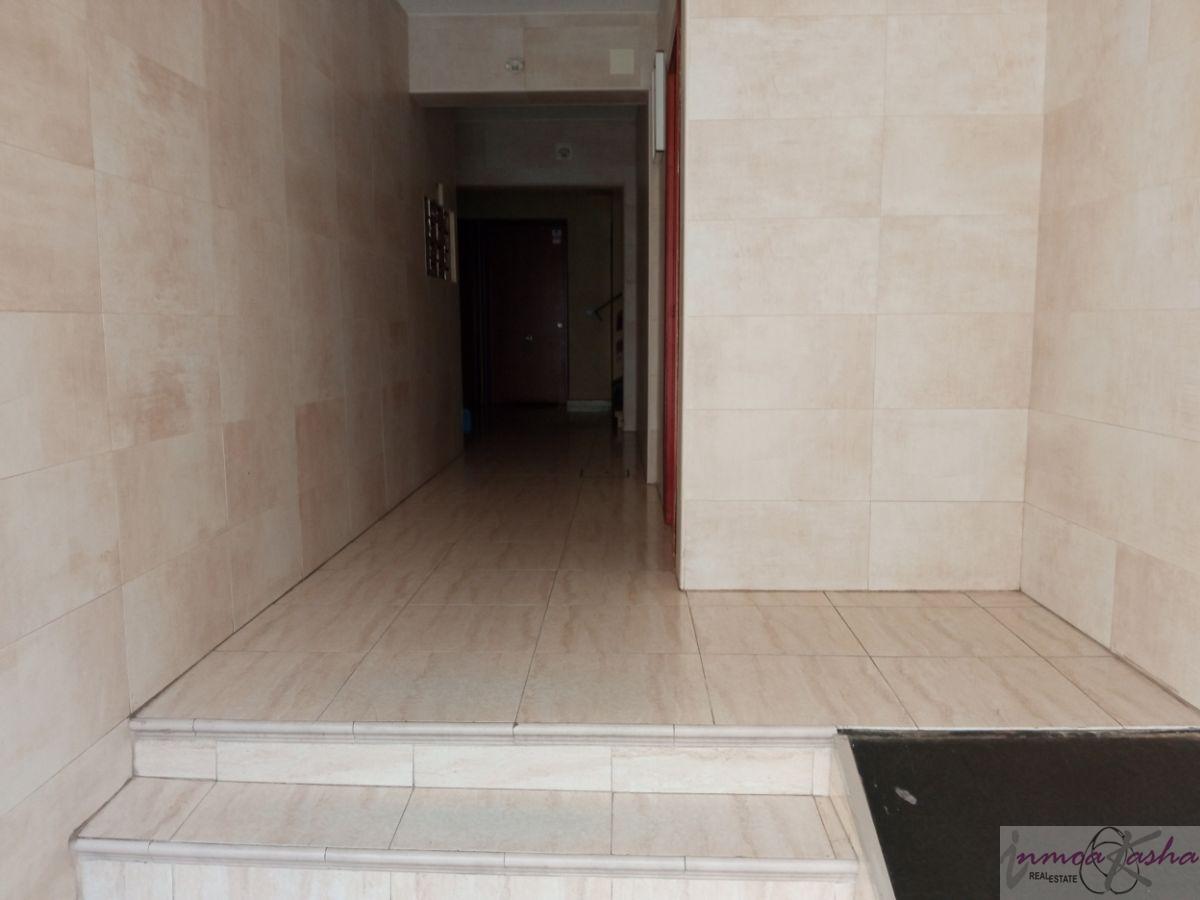 For sale of flat in Alcalá de Henares
