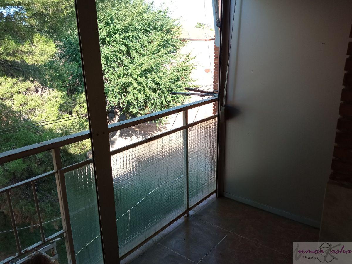For sale of flat in Alcalá de Henares