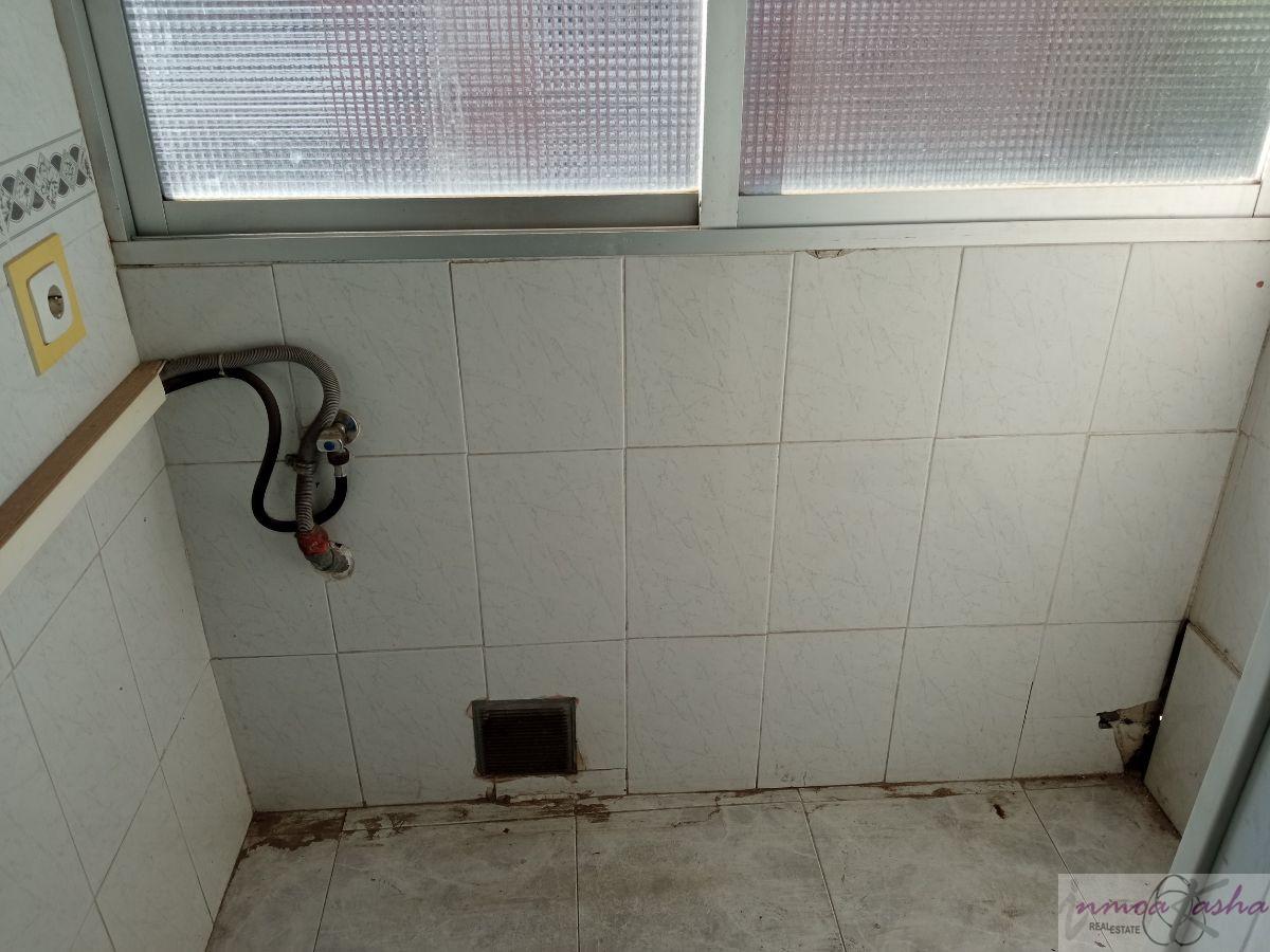 For sale of flat in Alcalá de Henares
