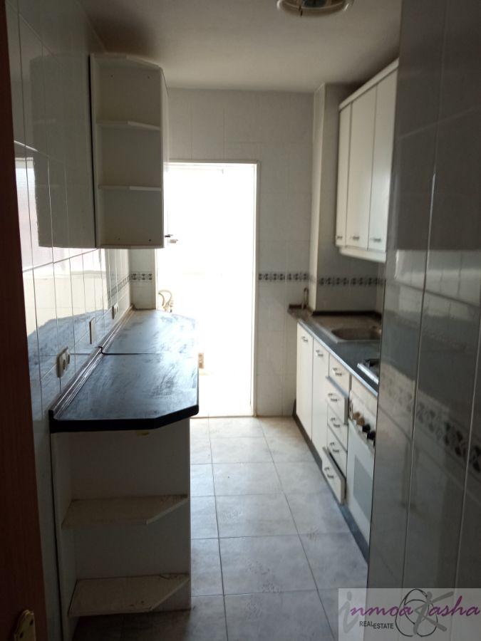 For sale of flat in Alcalá de Henares