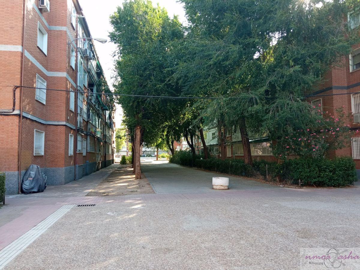 For sale of flat in Alcalá de Henares