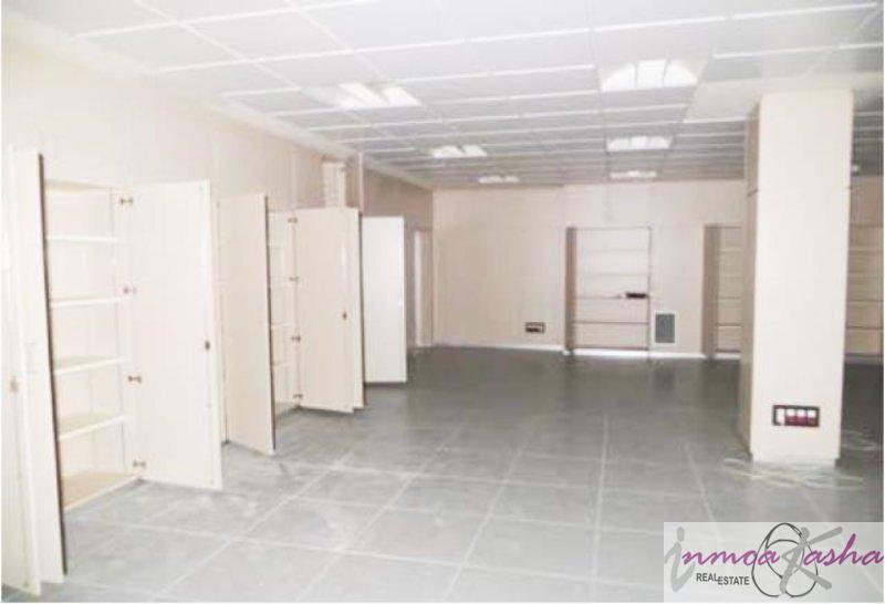 For rent of commercial in Alcorcón