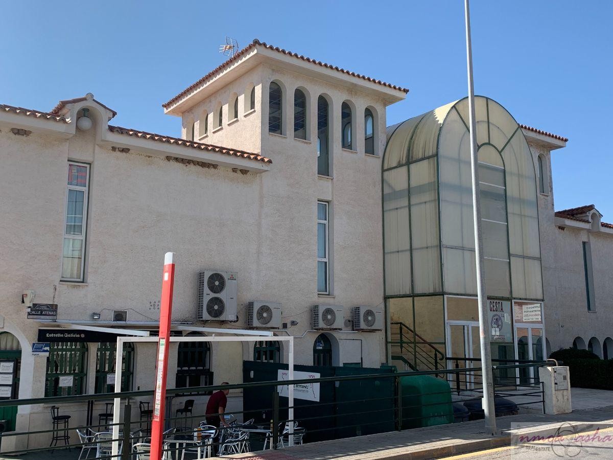 Alquiler de local comercial en Torres de la Alameda