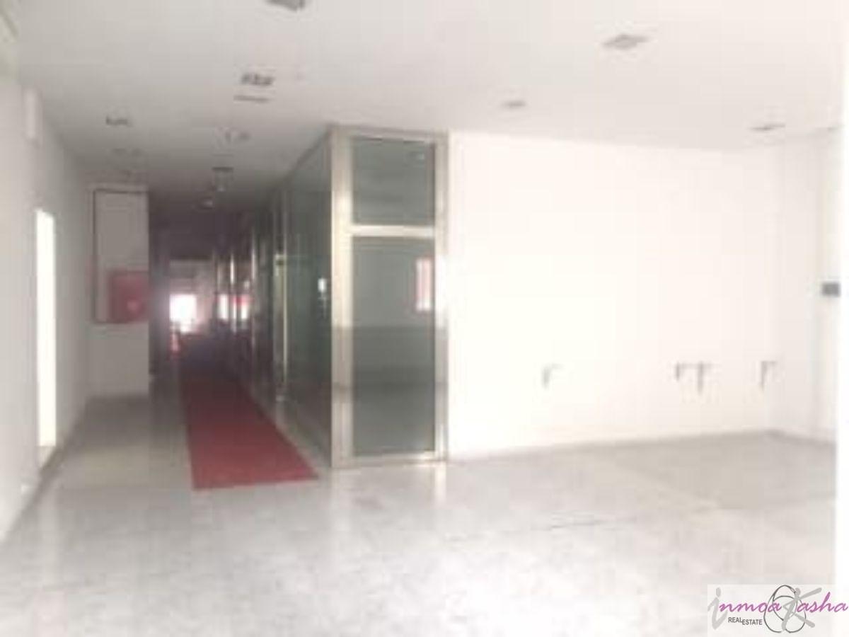 For sale of commercial in Madrid