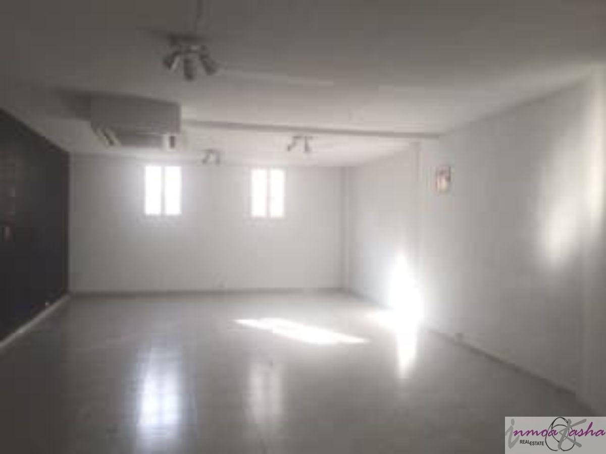 For sale of commercial in Madrid