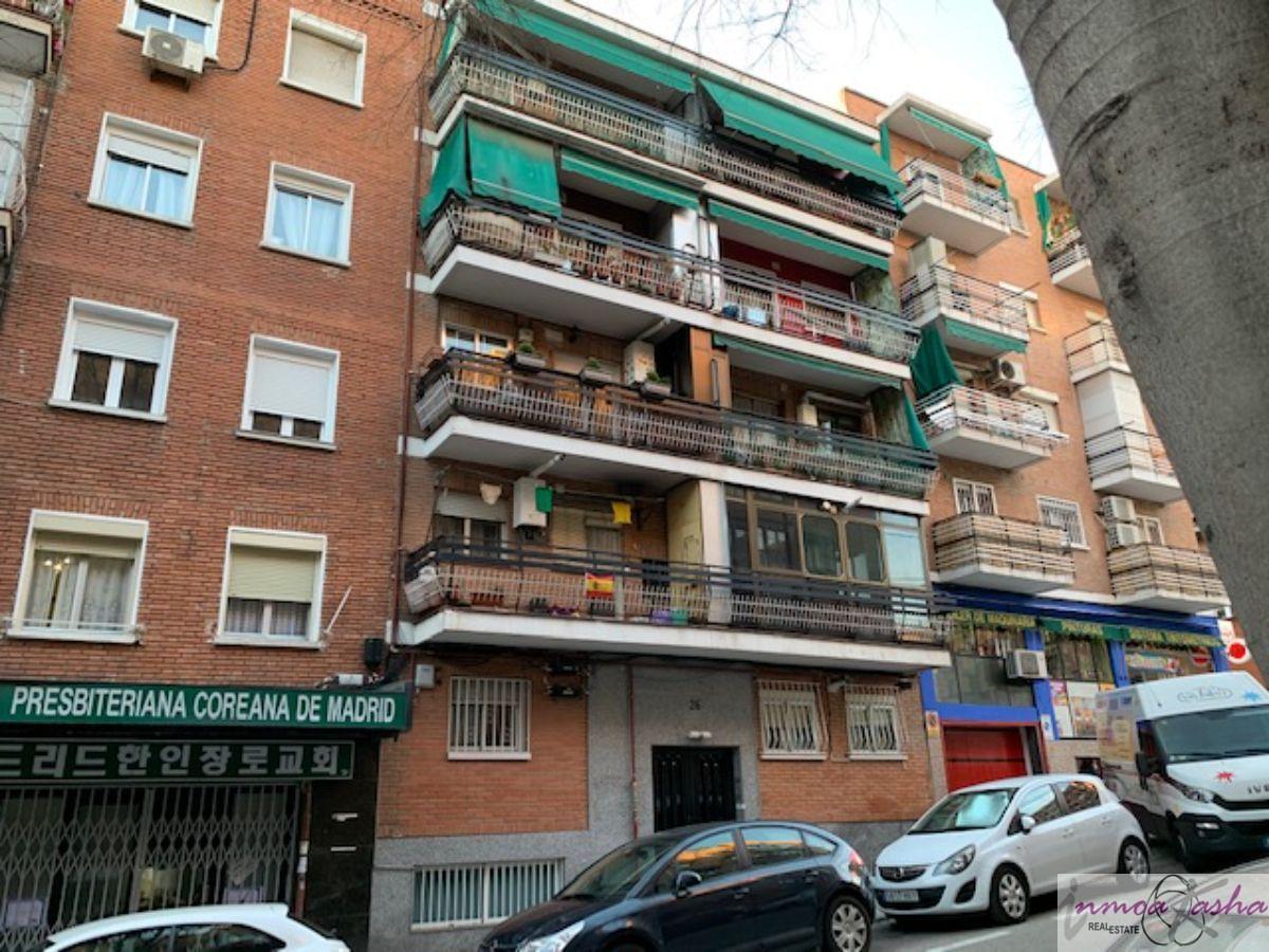 For sale of commercial in Madrid