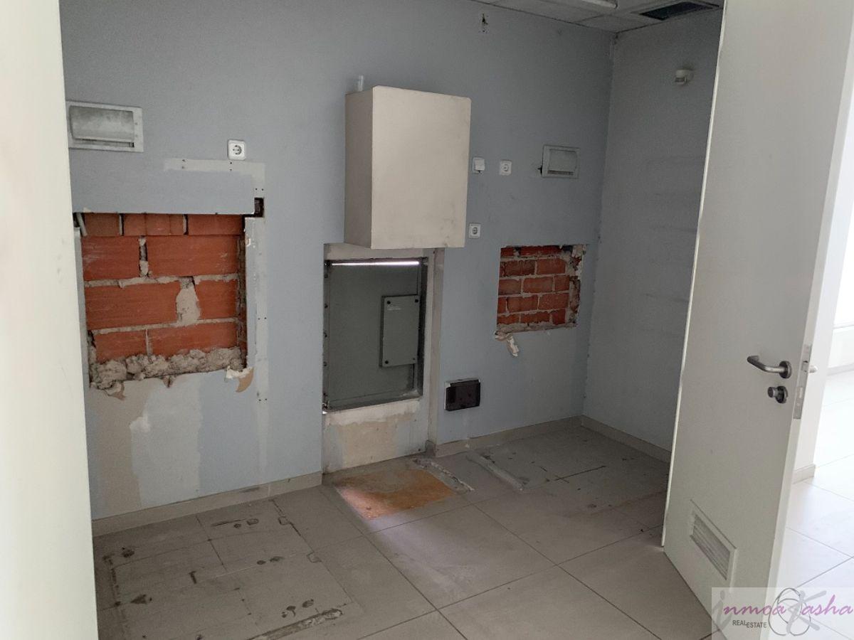 For sale of commercial in Madrid
