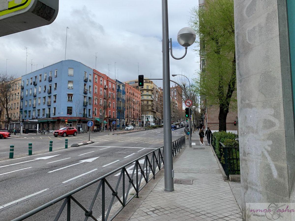 For sale of commercial in Madrid
