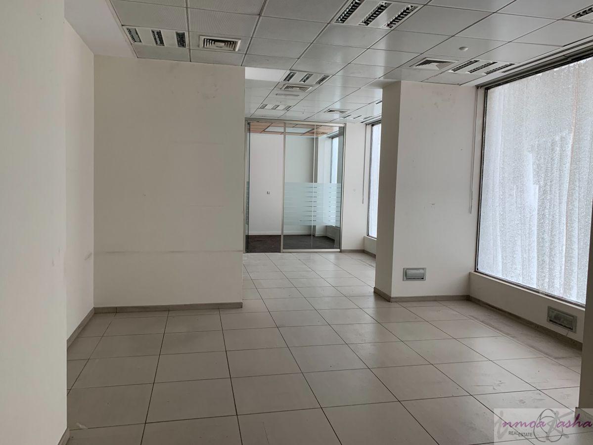 For sale of commercial in Madrid