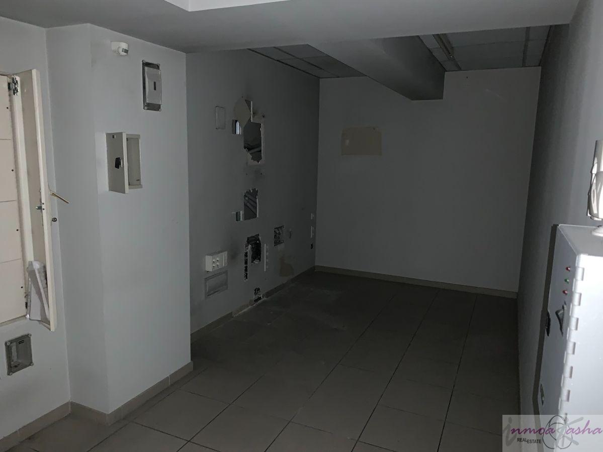 For sale of commercial in Madrid
