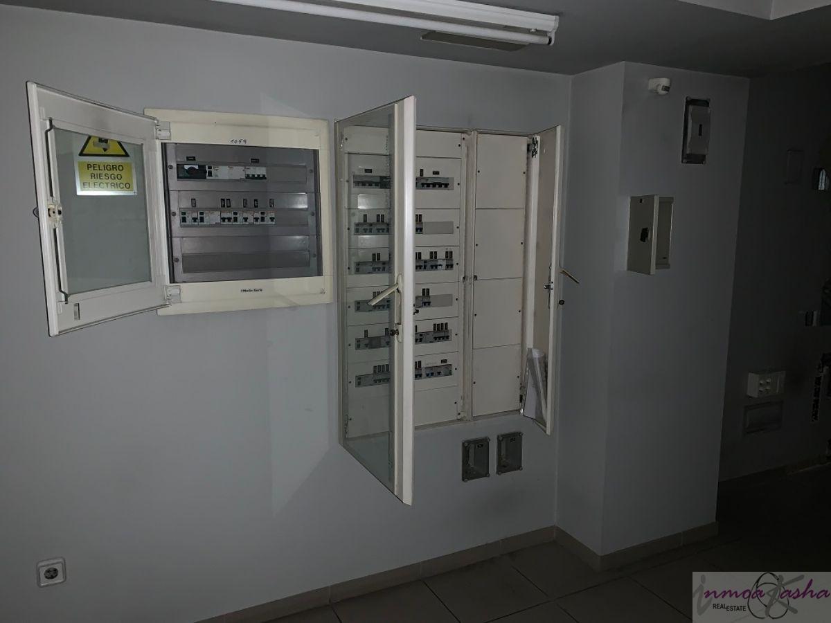 For sale of commercial in Madrid