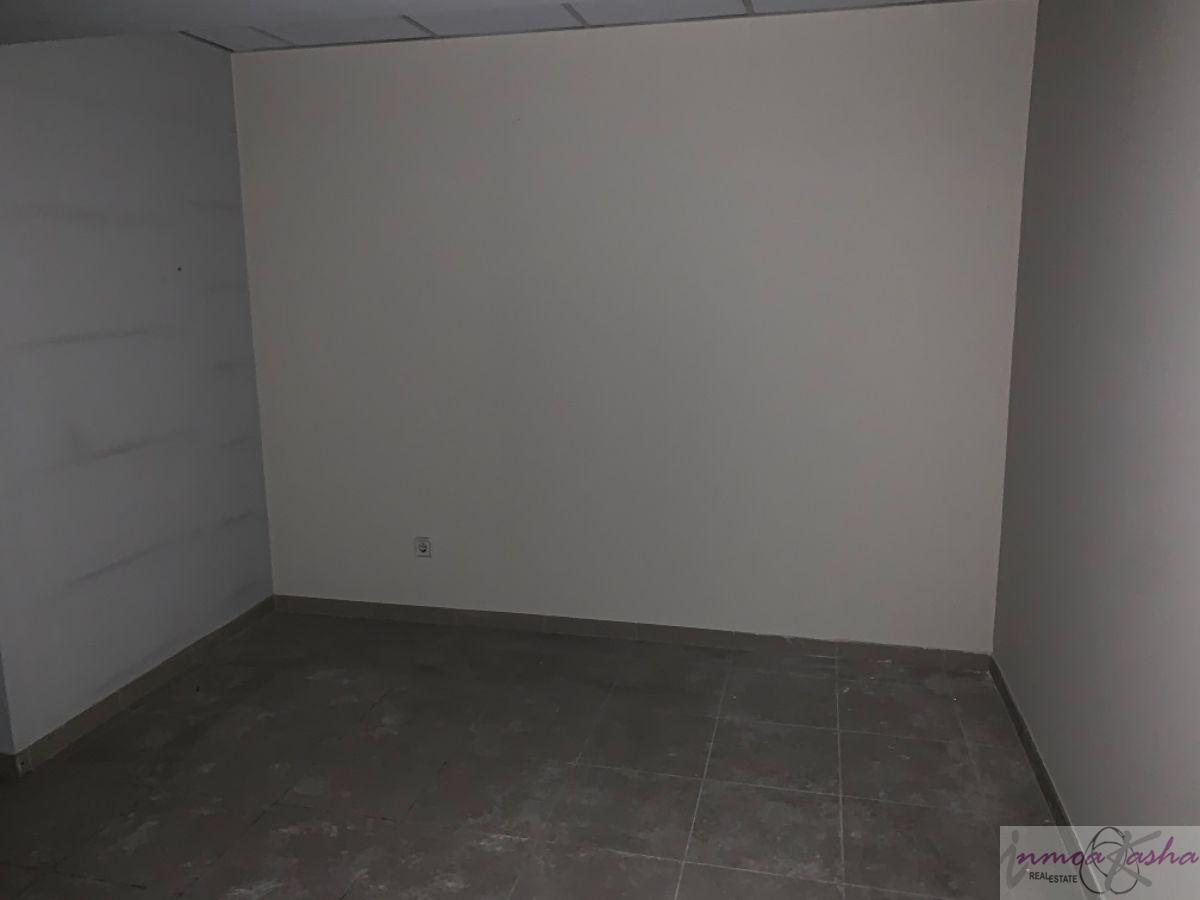 For sale of commercial in Madrid