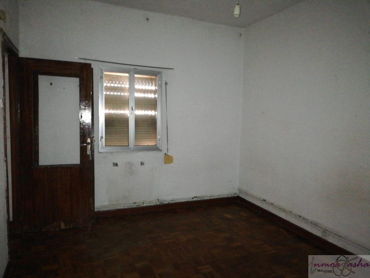 For sale of flat in Madrid