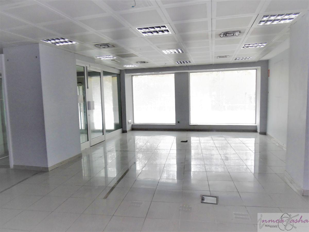 Venta de local comercial en Madrid