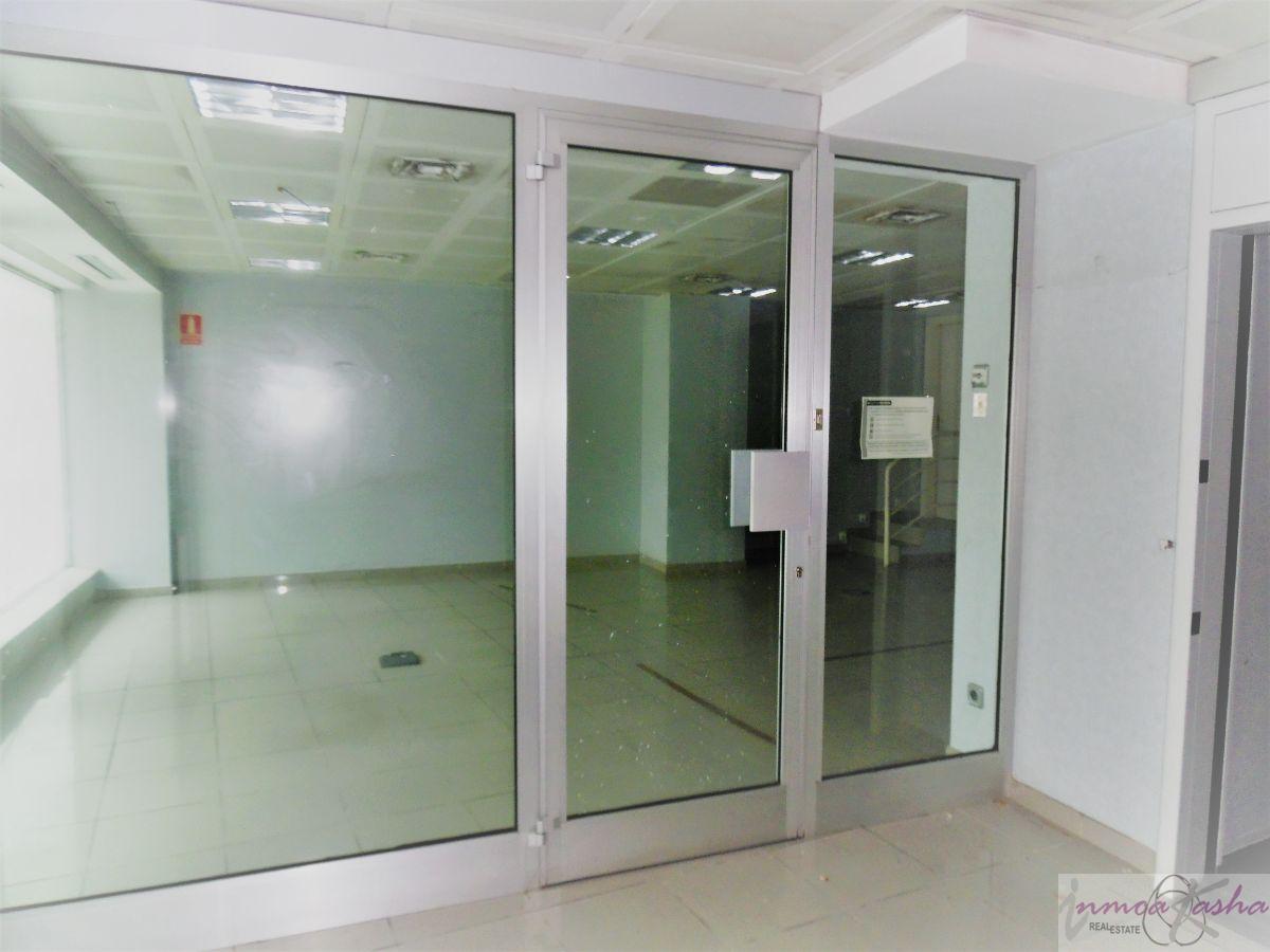 For sale of commercial in Madrid