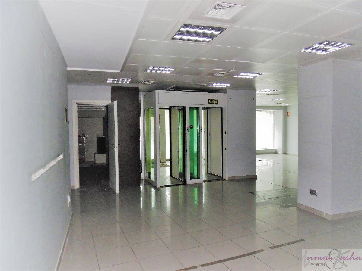 Venta de local comercial en Madrid