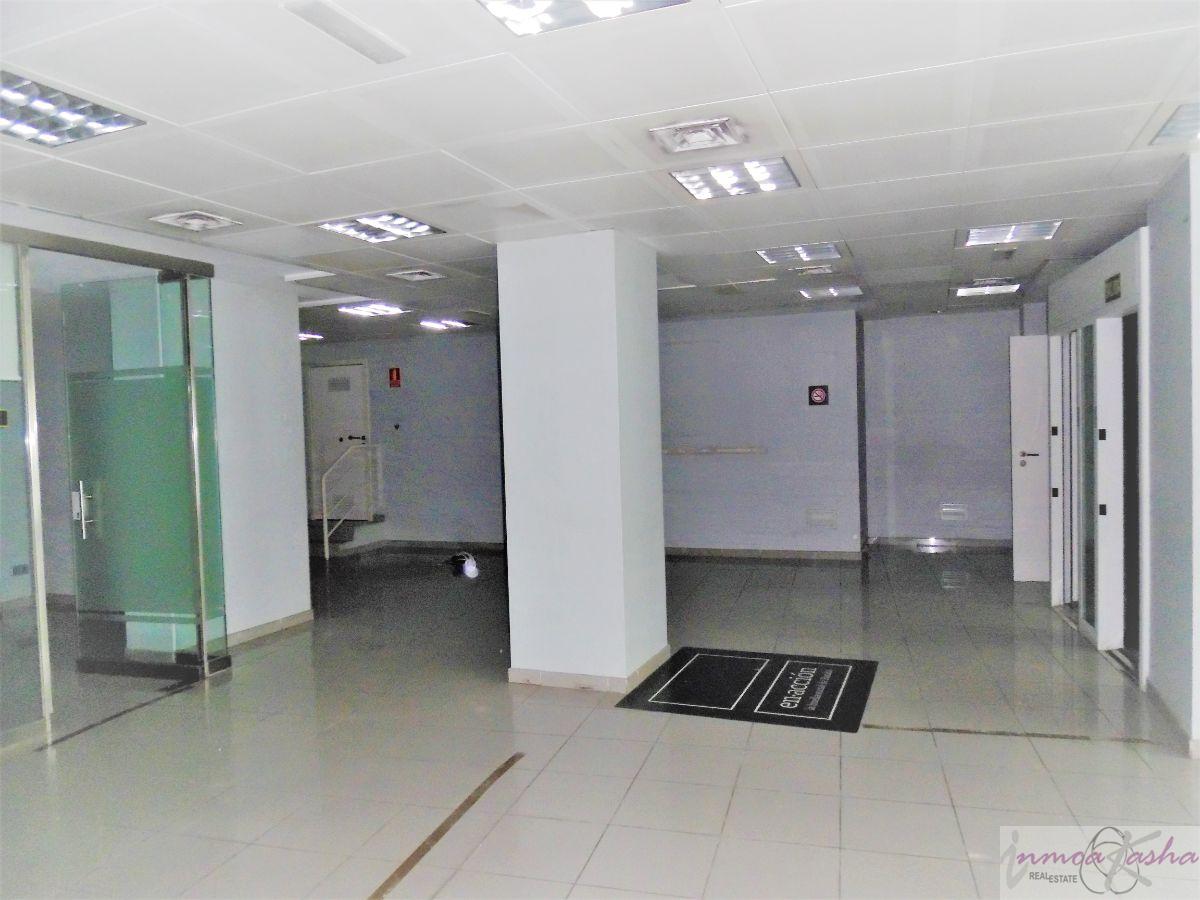 For sale of commercial in Madrid