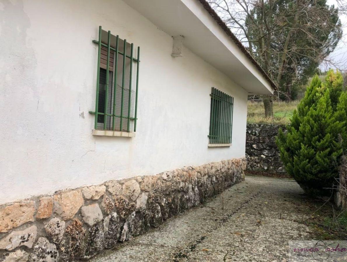 For sale of chalet in Pezuela de las Torres