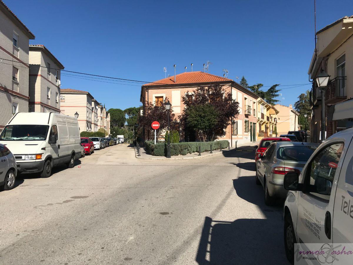 For sale of flat in Aldea del Fresno