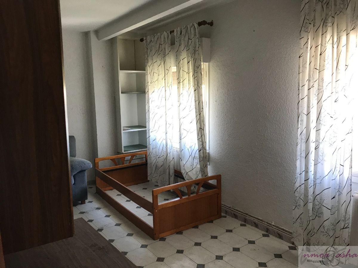 For sale of flat in Aldea del Fresno