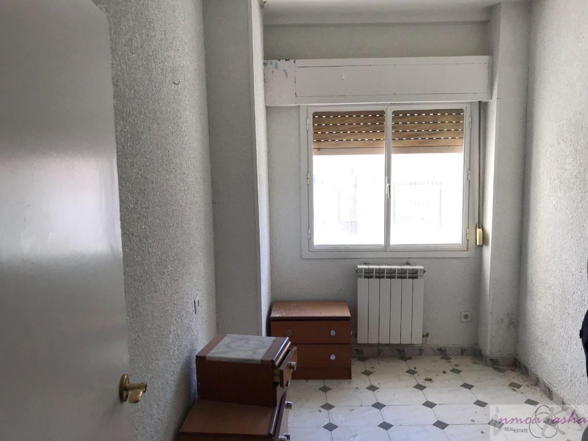 For sale of flat in Aldea del Fresno