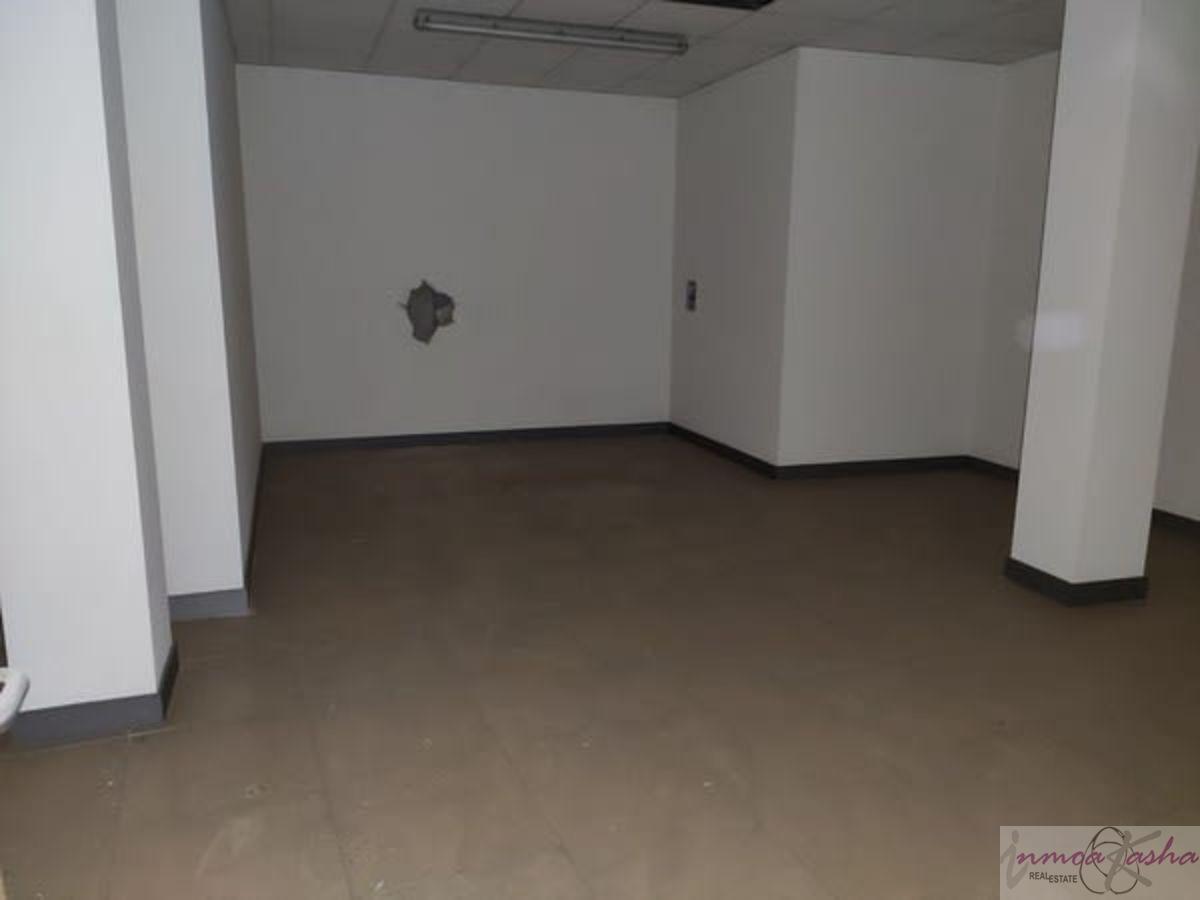 For rent of commercial in Alcalá de Henares