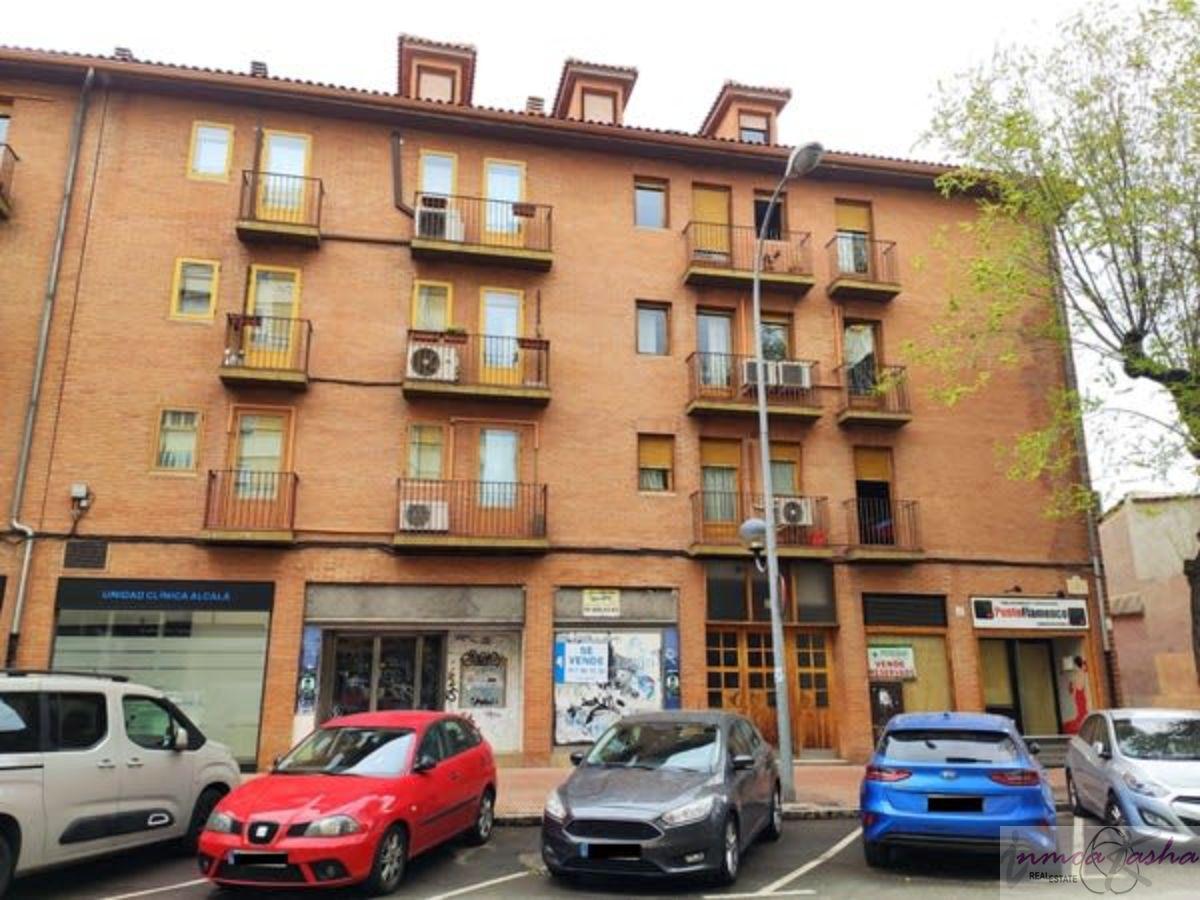 Venta de local comercial en Alcalá de Henares