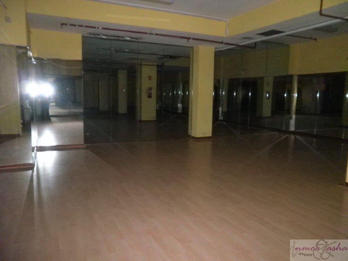 For rent of commercial in Madrid