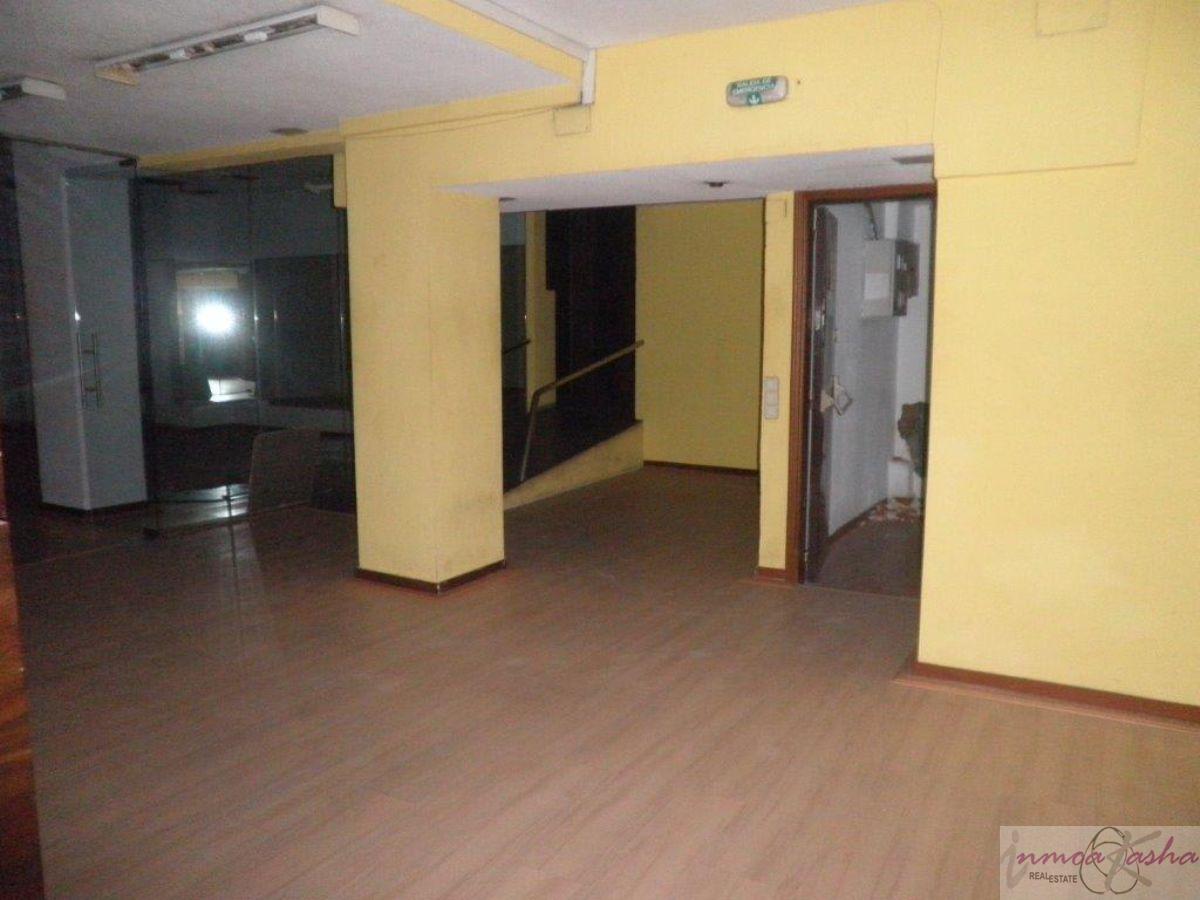 For rent of commercial in Madrid