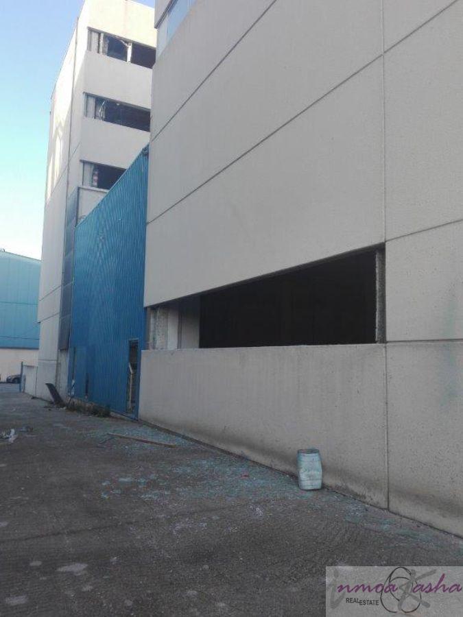 For sale of industrial plant/warehouse in Madrid
