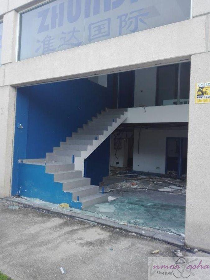 For sale of industrial plant/warehouse in Madrid