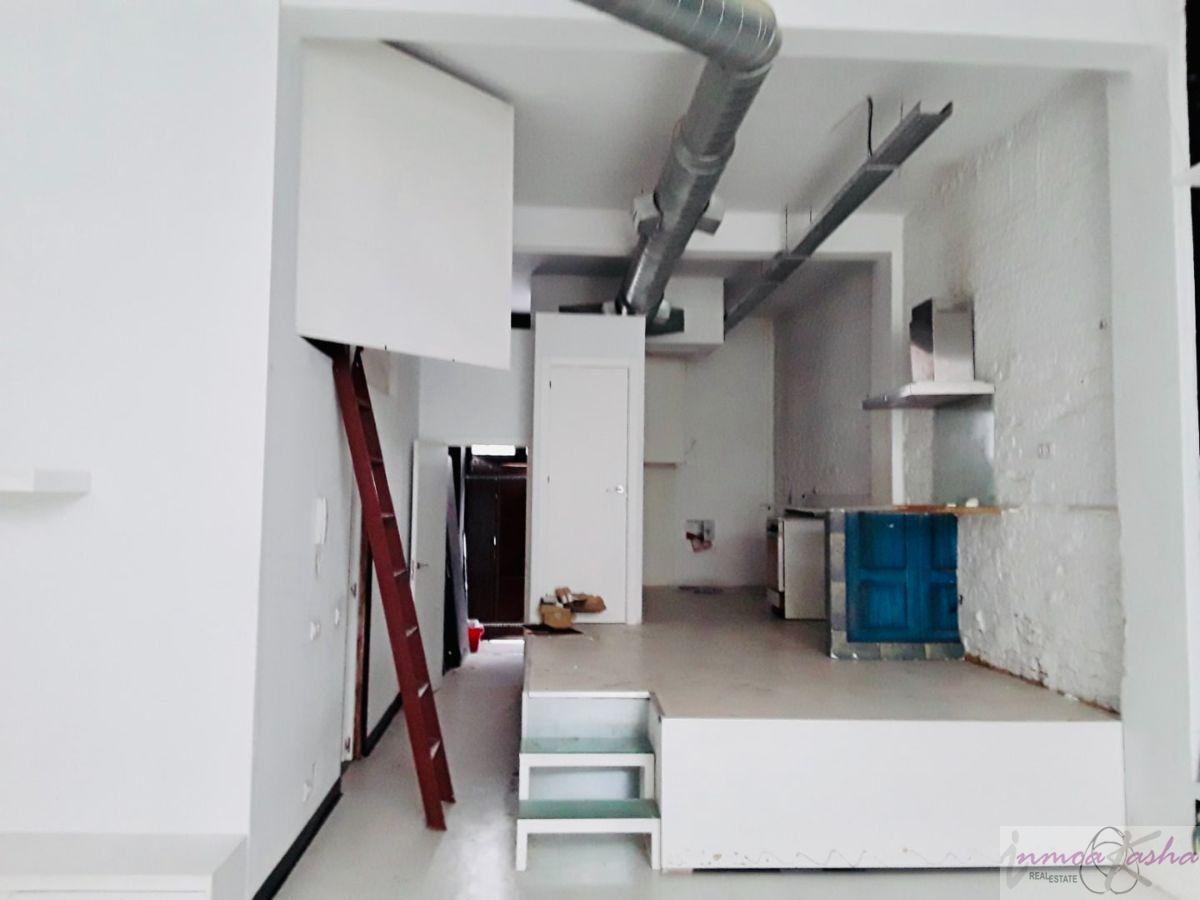 For sale of flat in Madrid